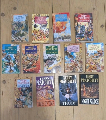 Terry pratchett discworld - pratchett,