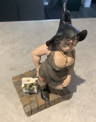 Clarecraft discworld figure - discworld,