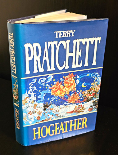 Terry pratchett hogfather - terry,