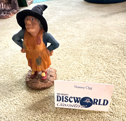 Clarecraft discworld nanny ogg - discworld,
