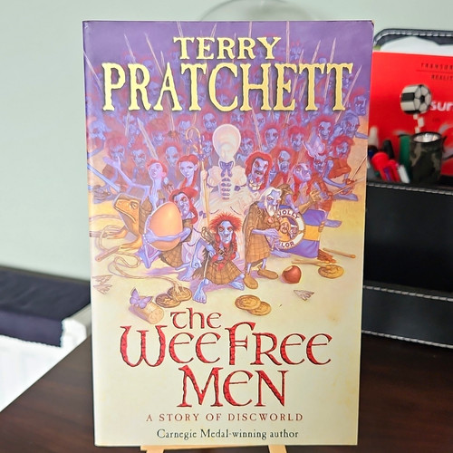 Terry pratchett the wee - wee, free