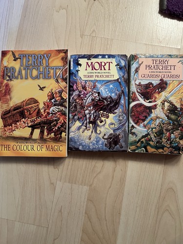 Discworld paperbacks color - discworld,