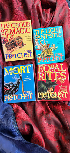 Terry pratchett compact - pratchett, book