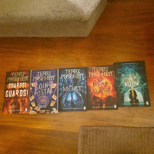 Discworld series terry - series,